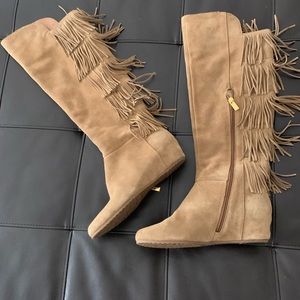 Isola Tavora Fringe Boots, Boho Style.